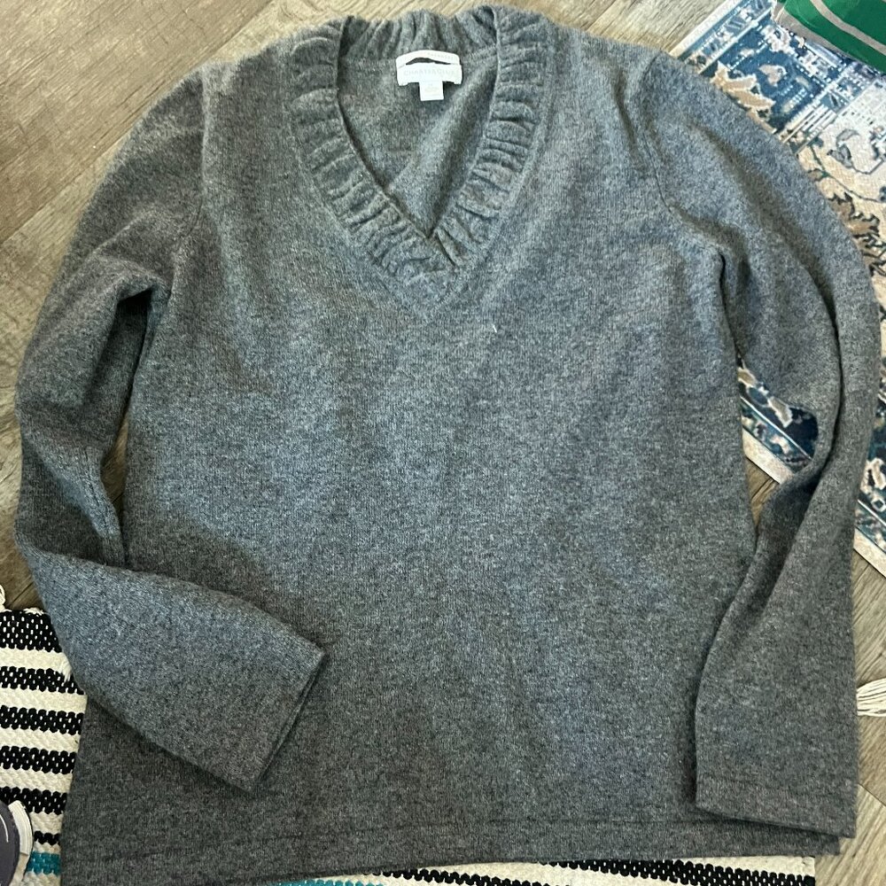 Charter Club gray cashmere sweater size M
